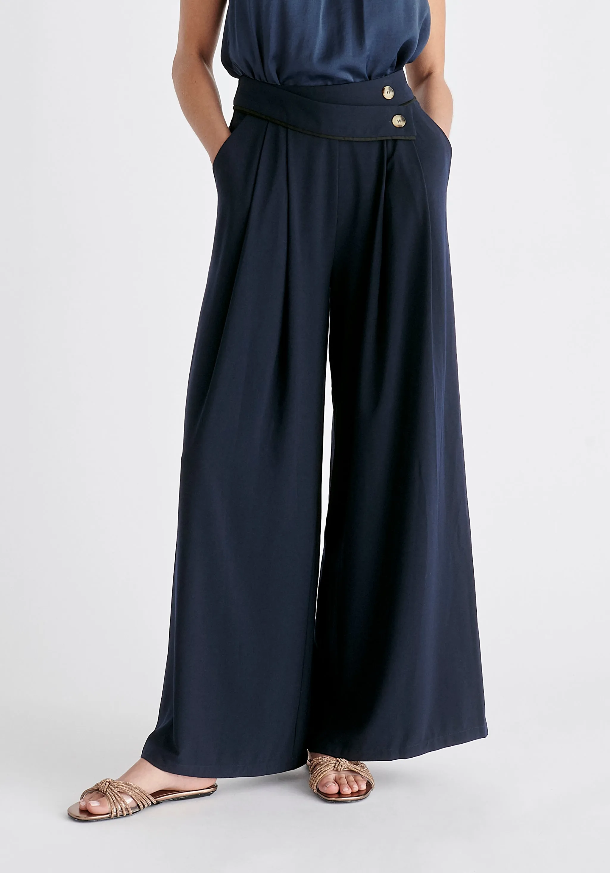 Asymmetric Waistband Trousers