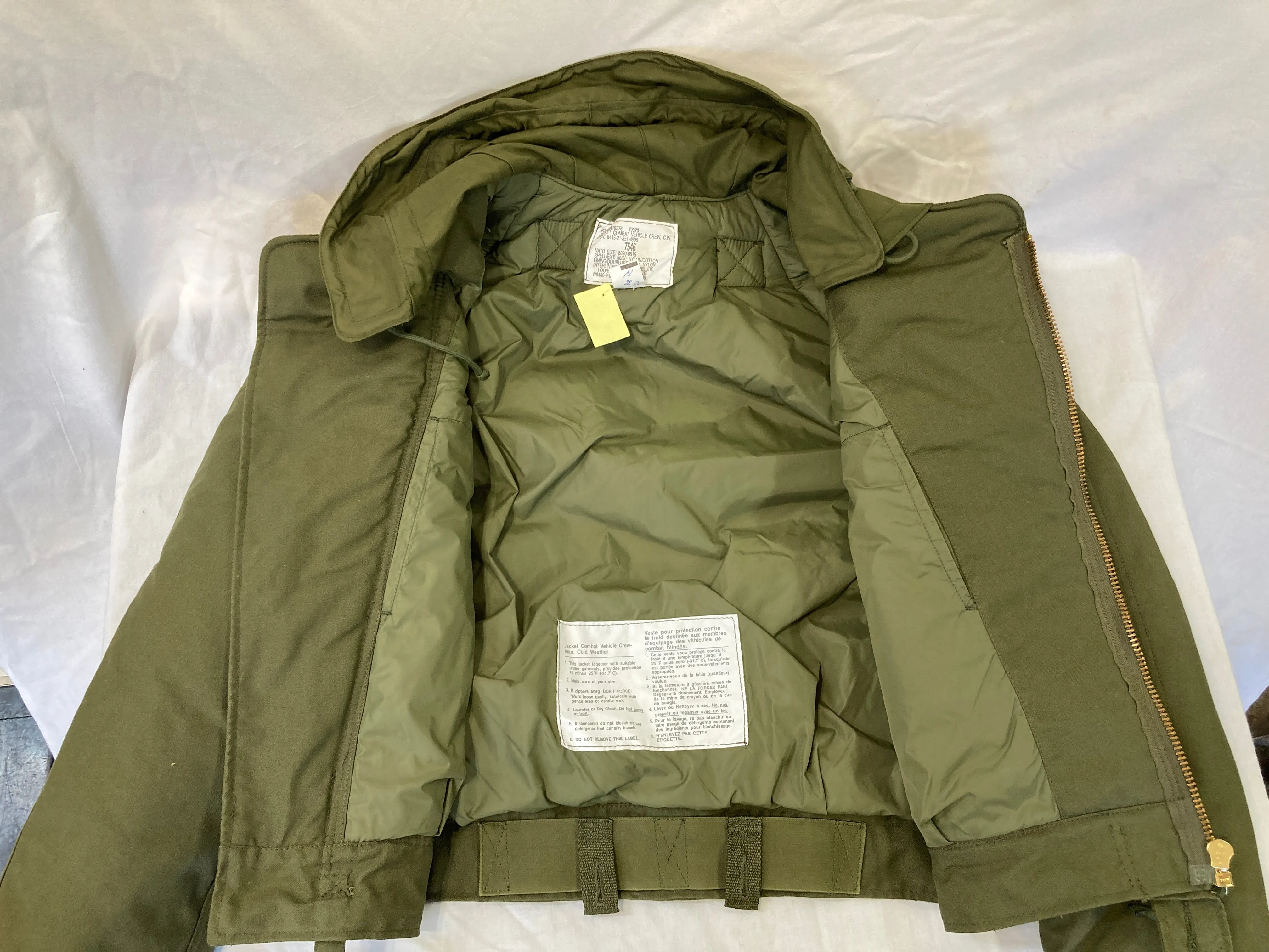 Canadian Combat Vehicle Crew Cold Weather Jacket * Rare * Fashionable *