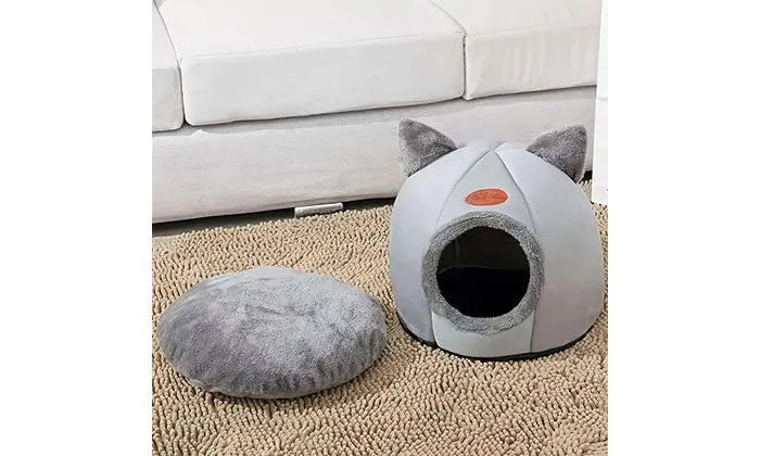 Cat's Warm In Winter Plush Round Nest