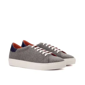 DapperFam Rivale in Light Grey Men's Flannel Trainer