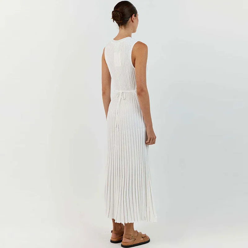 Elegant White Crew Neck Sleeveless Rib Knit Fitted Midi Dress