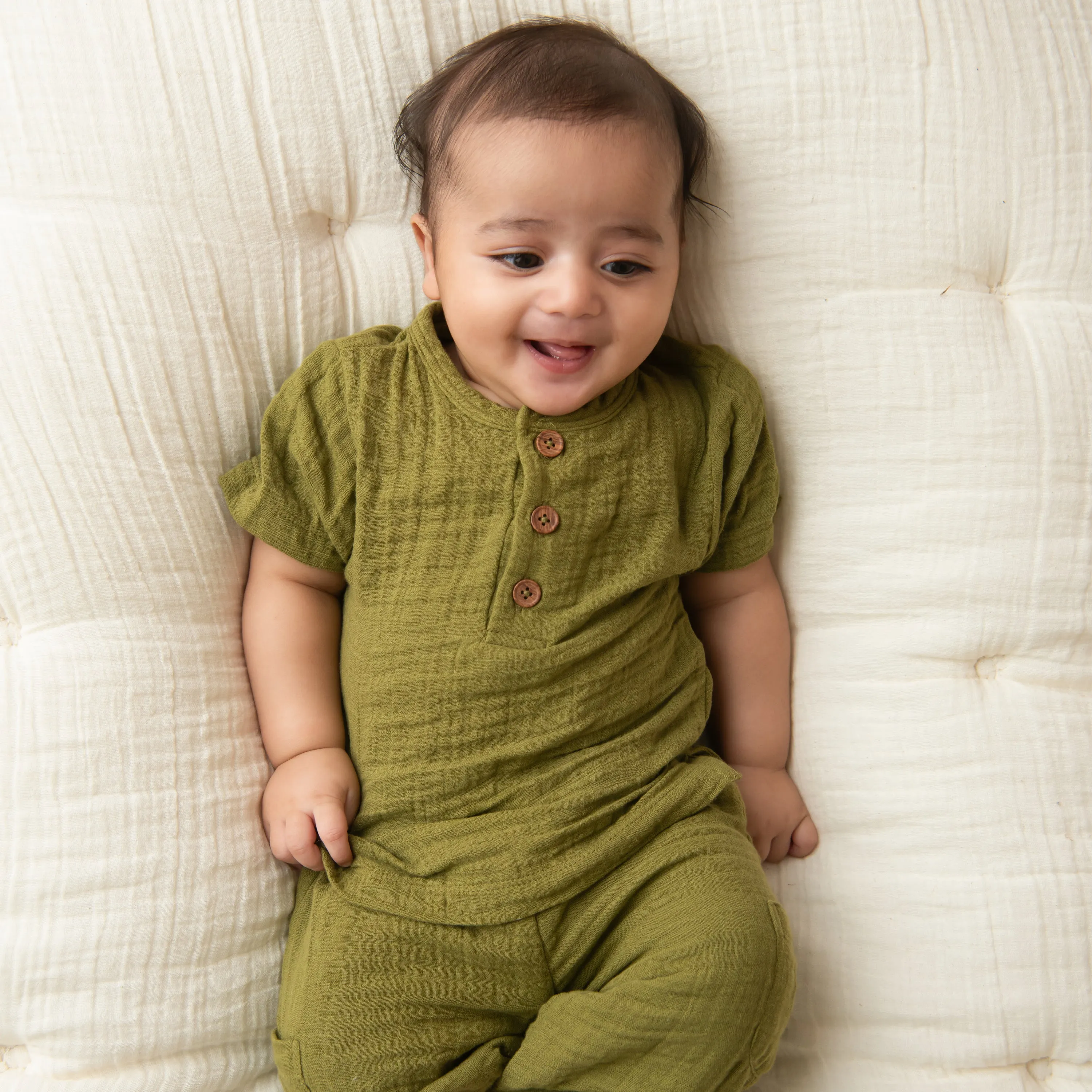 Olive Organic Muslin Short Sleeve Henley Tshirt With Lounge Pant Set