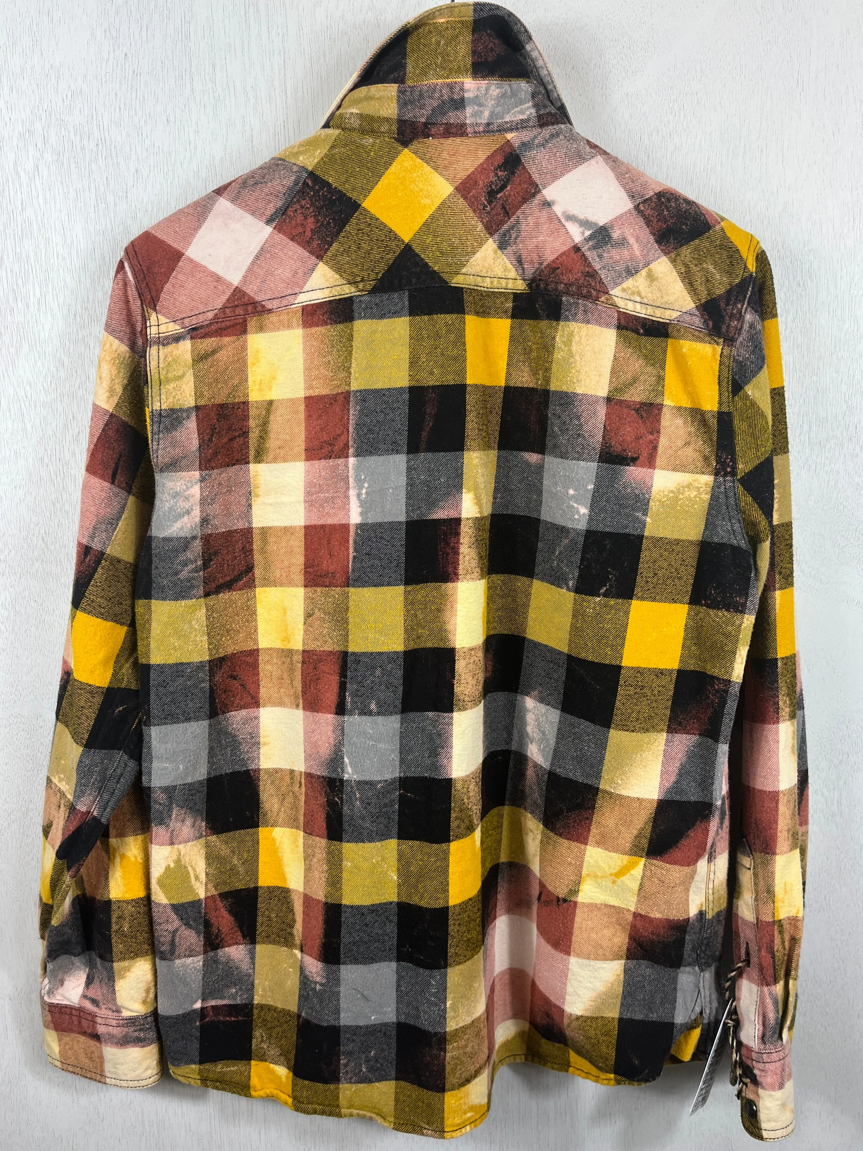 Vintage Yellow, Black, White and Dusty Rose Flannel Size Medium